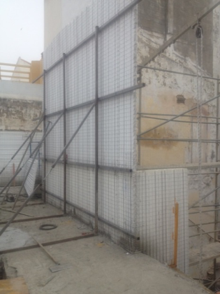 Detalle sistema de aplomado