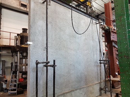 ensayo-carga-vertical-muro-paneles-baupanel ensayos de carga en muros baupanel