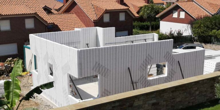 Constructora en Faro de Ajo, Cantabria.