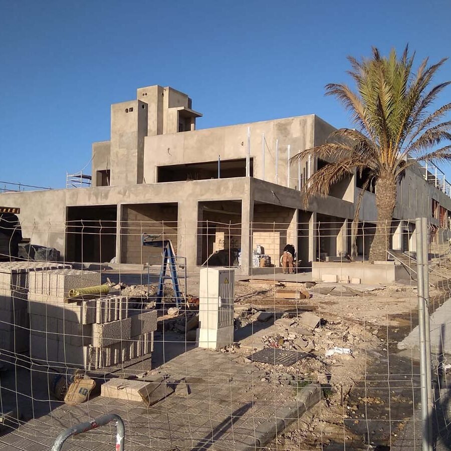 194-2018-costa-calma-cerramiento-fachada-baupanel_0013_14 Construcción de Centro Comercial Bahia Viento