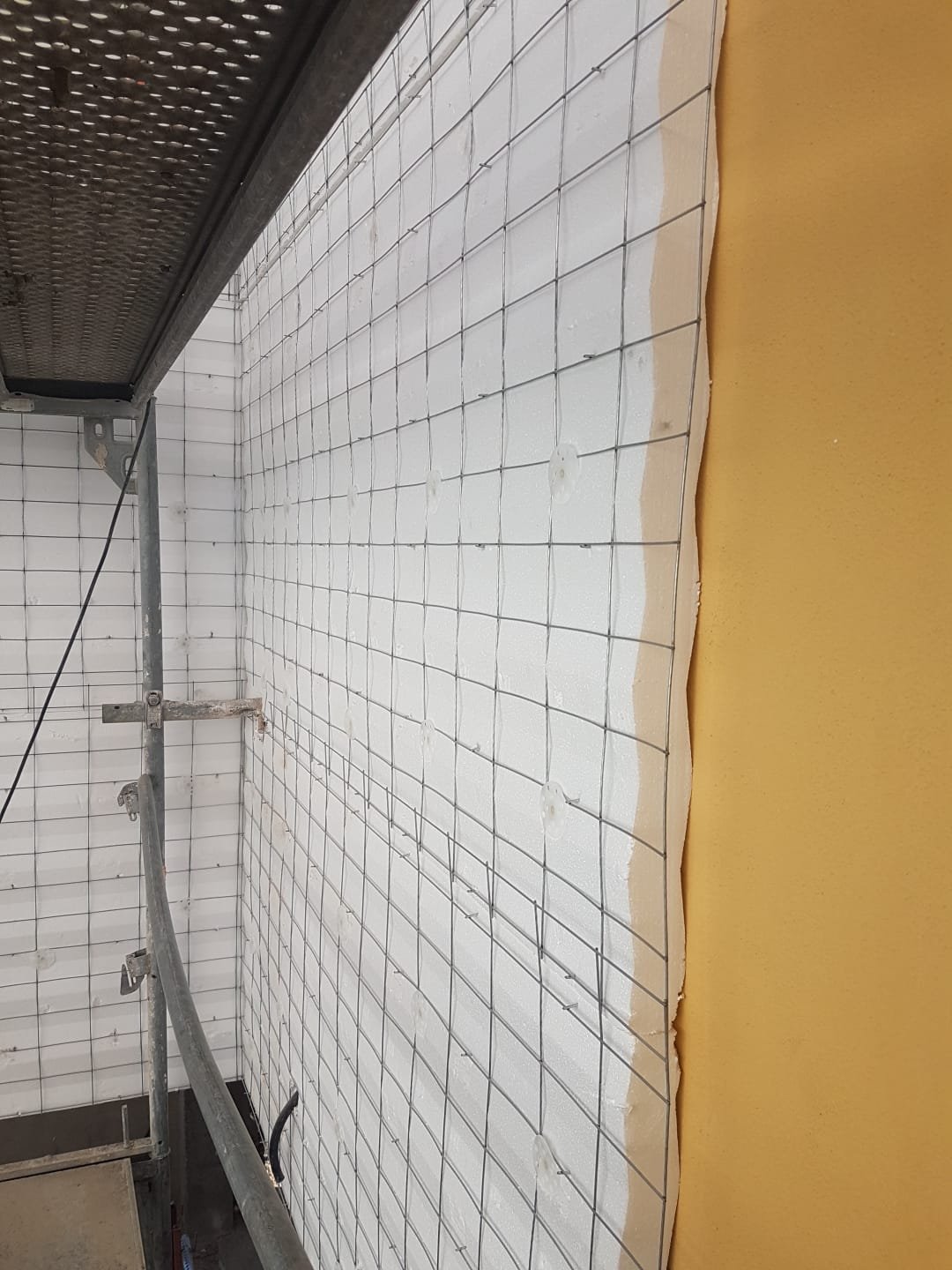 Envolvente térmica SATE en interior vivienda