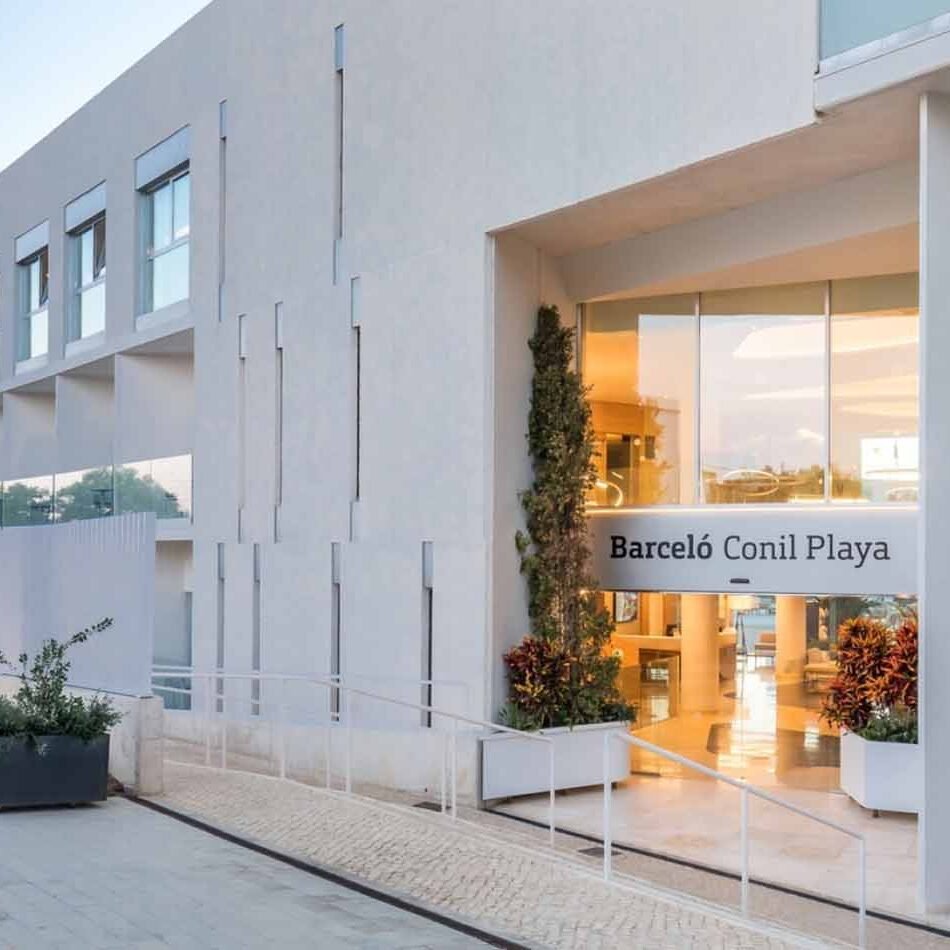 274-2019-hotel-barcelo-conil-baupanel-cerramiento_0000_1